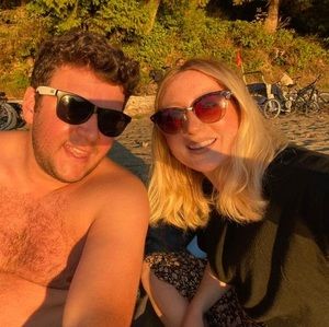 Meet your Posher, Carley